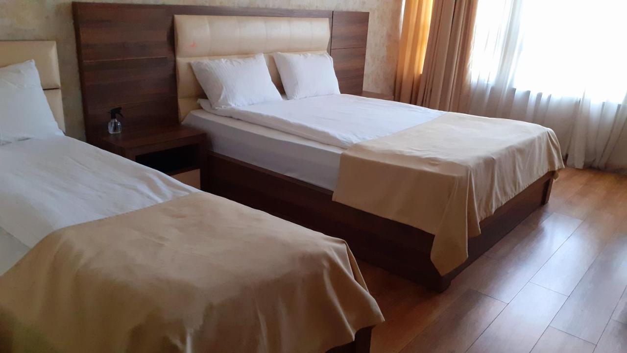 Hotel Lile 트빌리시 외부 사진