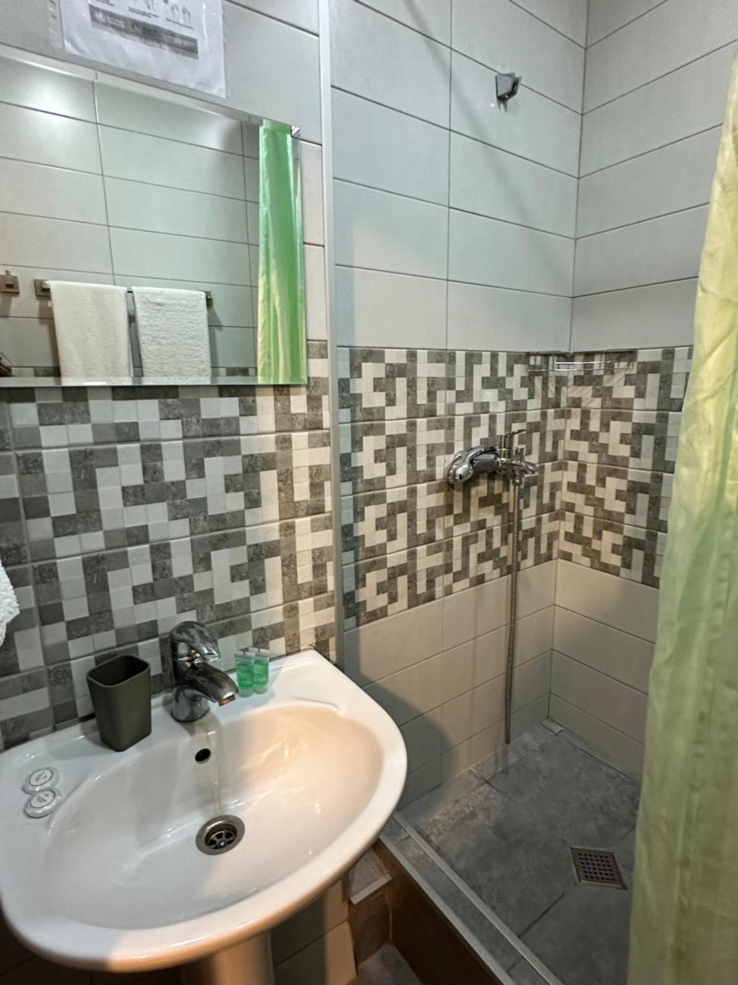 Hotel Lile 트빌리시 외부 사진